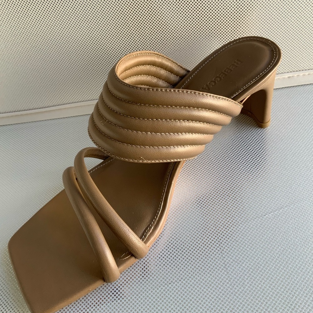 REBECCA ALLEN The pillow Sandals